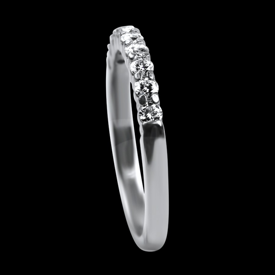 Estate PAGE Estate | Estate 14K White Gold Heartstar Diamond Band