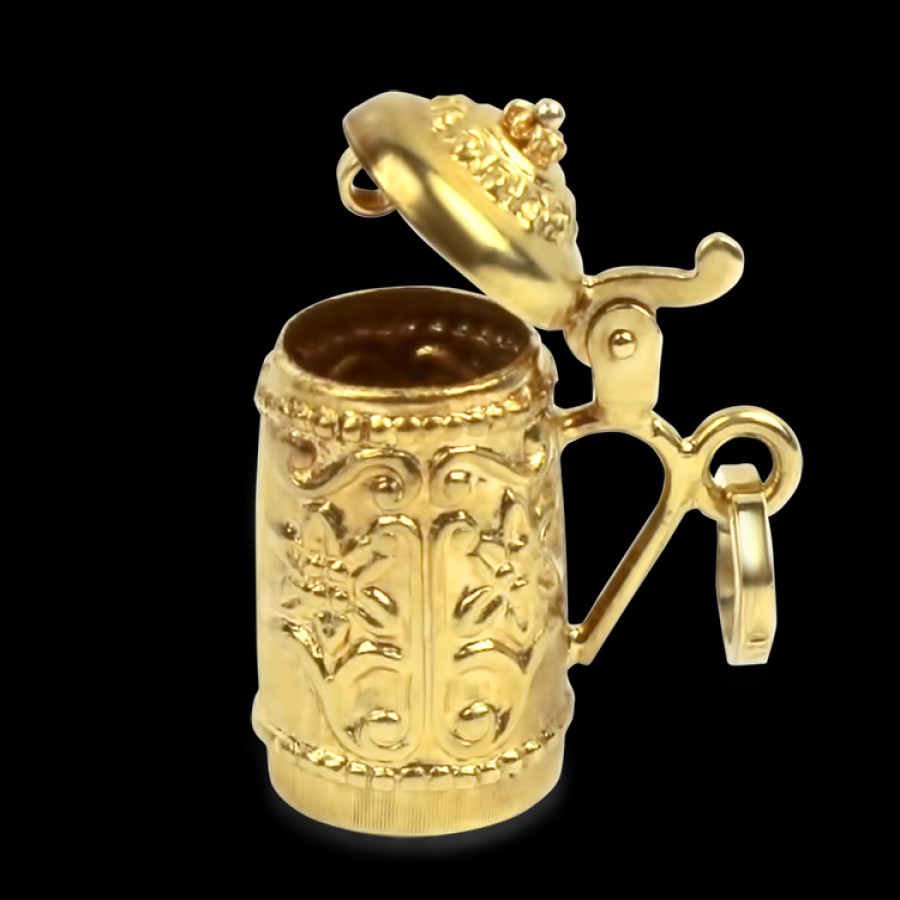 Estate PAGE Estate | Estate 18K Yellow Gold Beer Stein Charm