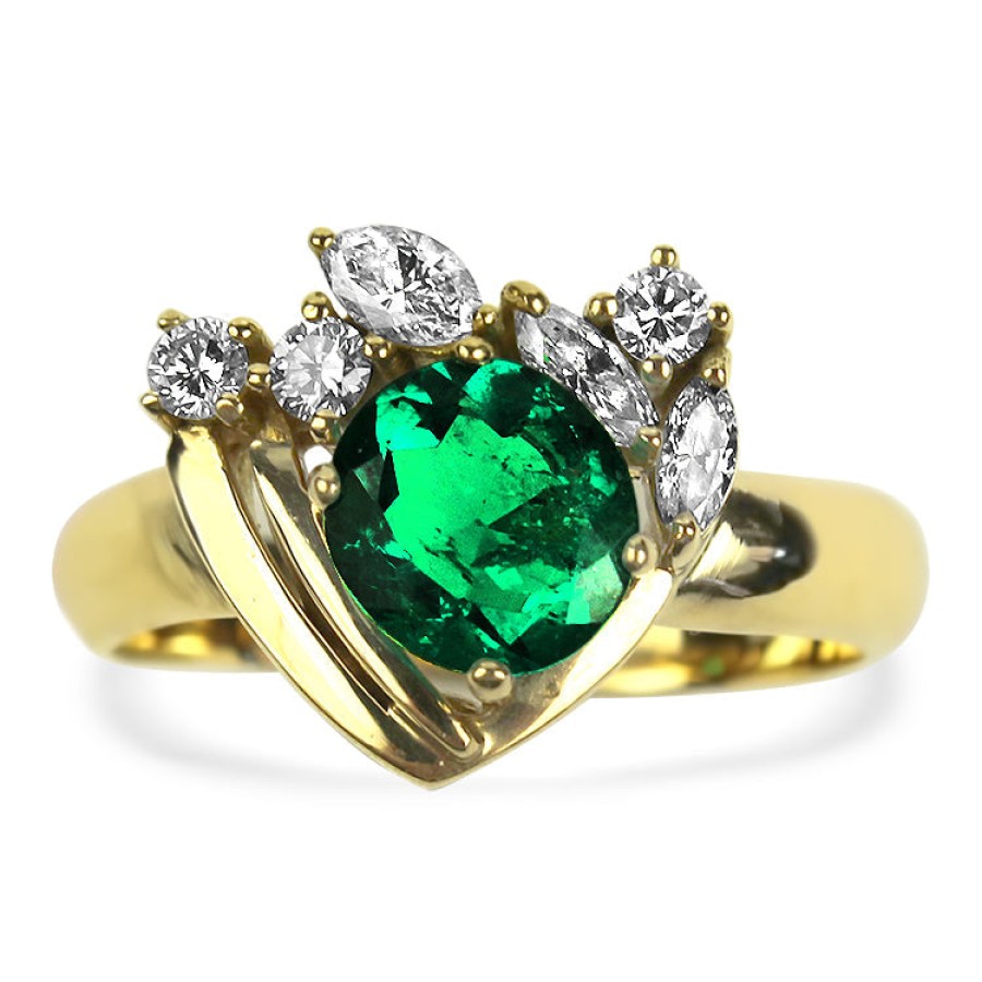 Estate PAGE Estate | Estate 18K Yellow Gold Oval Emerald And Six Diamond Ring