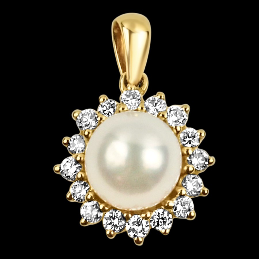 Estate PAGE Estate | Estate 14K Yellow Gold Pearl & Diamond Halo Pendant