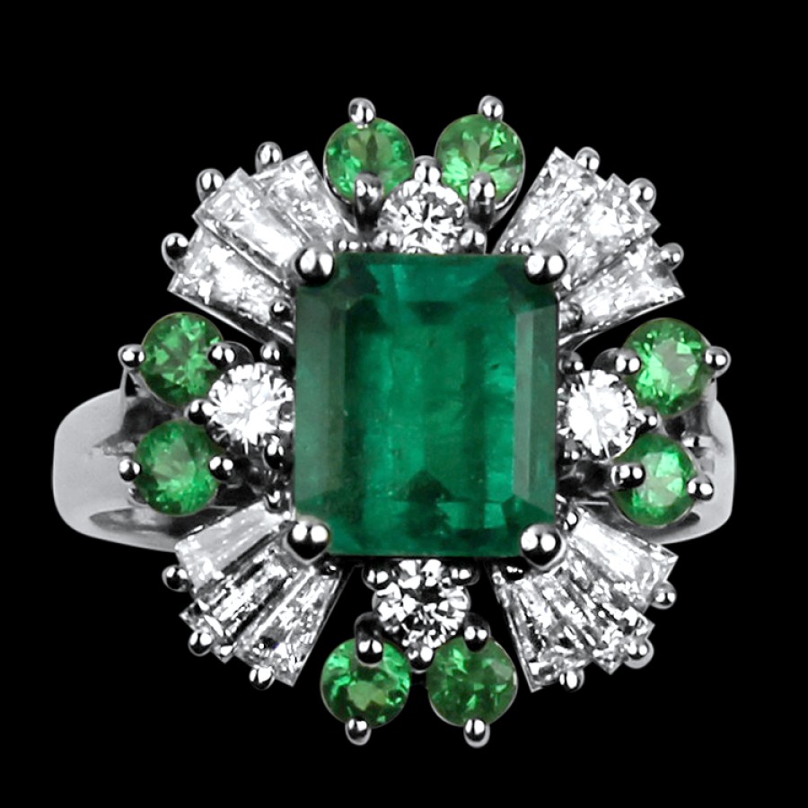 Estate PAGE Estate | Estate 14K White Gold Emerald & Diamond Ring