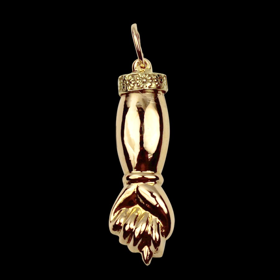 Estate PAGE Estate | Estate 18K Yellow Gold "Fig" Hand Sign Charm/Pendant