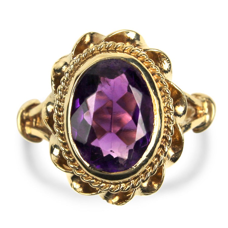 Estate PAGE Estate | Estate 9K Yellow Gold Oval Amethyst Ring