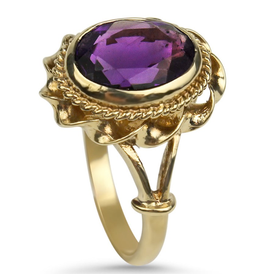 Estate PAGE Estate | Estate 9K Yellow Gold Oval Amethyst Ring