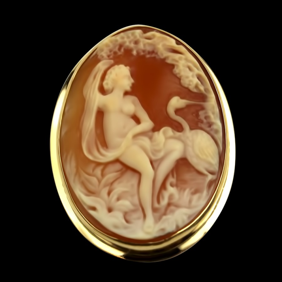 Estate PAGE Estate | Estate 18K Yellow Gold Victorian Cameo Pendant/Brooch