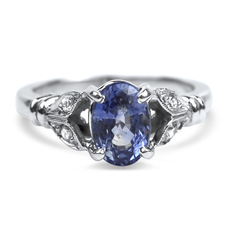 Estate PAGE Estate | Estate Platinum Oval Blue Sapphire And Diamond Ring