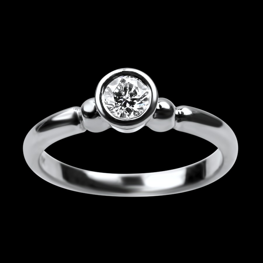 Estate PAGE Estate | Estate 18K White Gold Round Bezel Diamond Engagement Ring