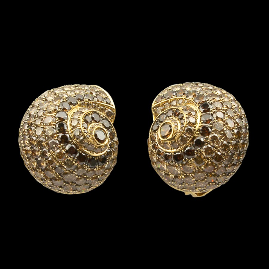 Estate PAGE Estate | Chopard Estate 18K Two-Toned Gold "Animal World" Diamond Shell Earring