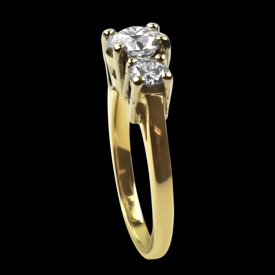 Estate PAGE Estate | Estate 14K Yellow Gold Three-Diamond Ring