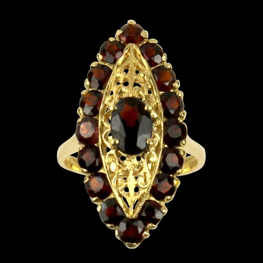 Estate PAGE Estate | Estate 18K Yellow Gold Navette Garnet Ring