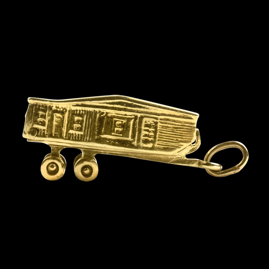 Estate PAGE Estate | Estate 14K Yellow Gold Rv Charm